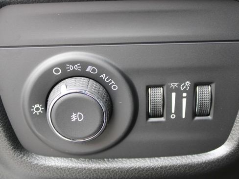 New 2026 Jeep Grand Cherokee Limited w/ Limited Altitude Package image 25