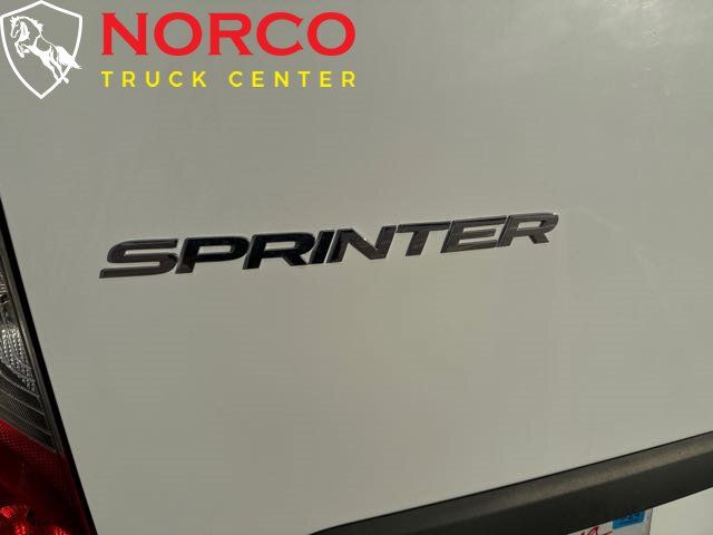 Used 2020 Freightliner Sprinter 2500 RWD image 10