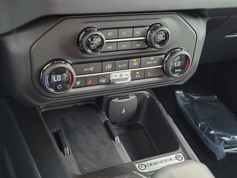 New 2026 Ford Bronco Outer Banks AWD/4WD image 31