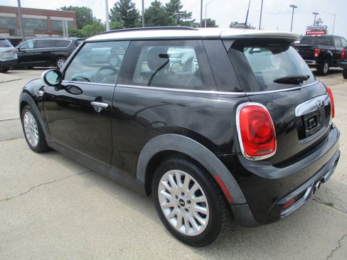 Used 2016 MINI Cooper S FWD image 3