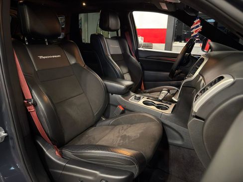 Used 2018 Jeep Grand Cherokee Trackhawk image 22