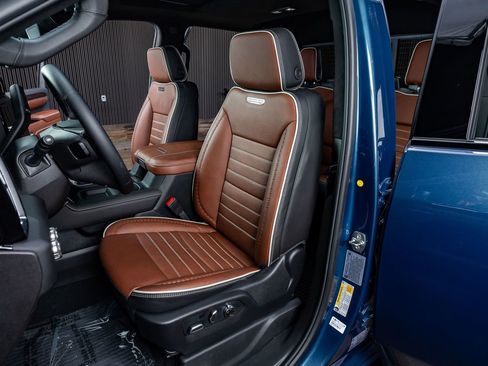 Used 2026 GMC Sierra 3500 Denali Ultimate image 30