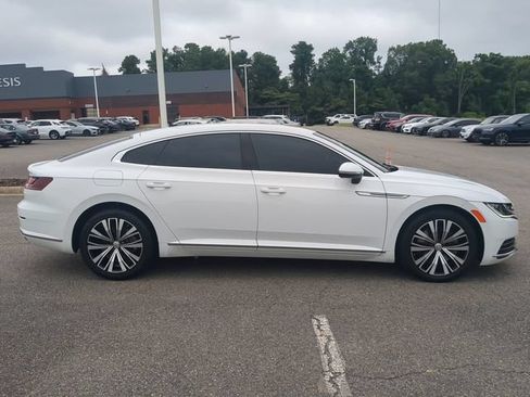 Used 2020 Volkswagen Arteon SE FWD image 3