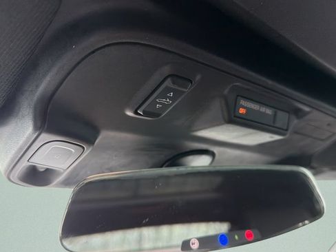 Used 2018 Chevrolet Camaro SS RWD image 38