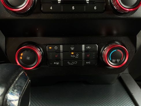 Used 2019 Ford F150 XLT w/ Equipment Group 302A Luxury RWD image 32