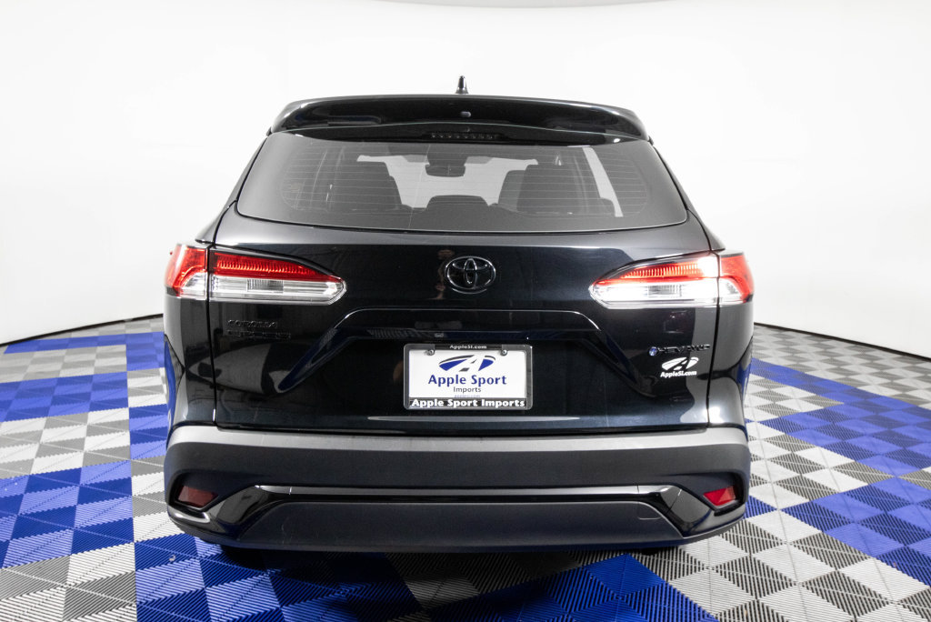 Used 2025 Toyota Corolla Cross AWD Hybrid image 7
