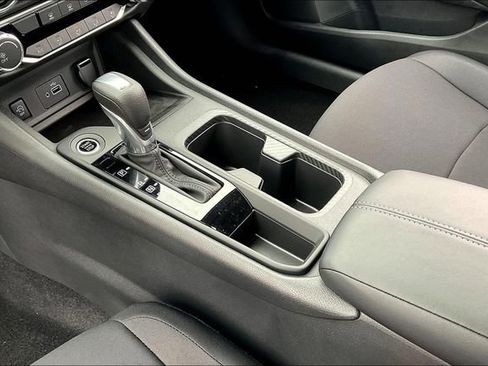 New 2025 Nissan Sentra S image 9