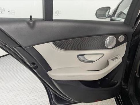 Used 2016 Mercedes-Benz C 300 4MATIC Sedan image 14