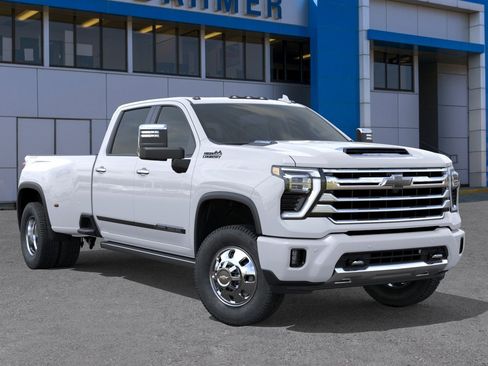 New 2026 Chevrolet Silverado 3500 High Country w/ High Country Premium Package AWD/4WD image 7