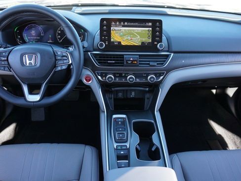 Used 2019 Honda Accord Touring image 28