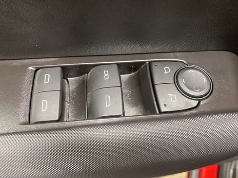 Certified 2025 Chevrolet Colorado Z71 w/ Technology Package image 29