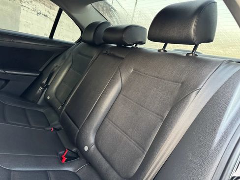 Used 2012 Volkswagen Jetta SE FWD image 18