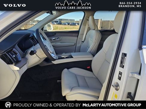 New 2026 Volvo XC90 B6 Ultra w/ Protection Package image 13