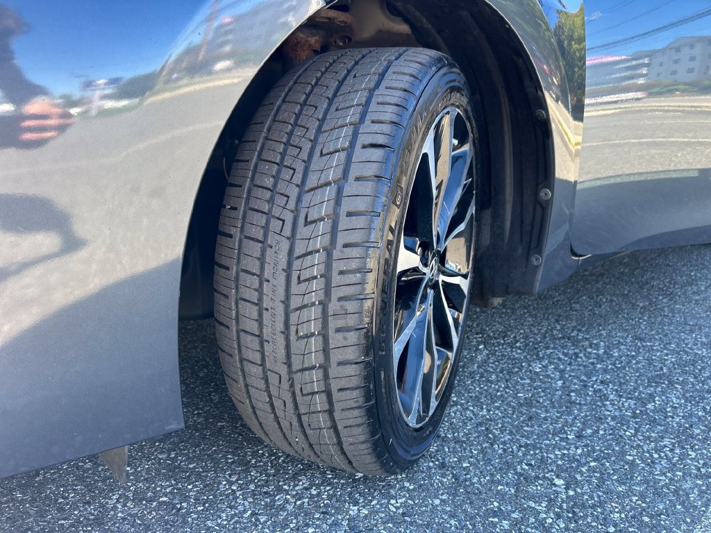 Used 2017 Toyota Corolla XSE w/ Carpet Mat Package (TMS) FWD image 24