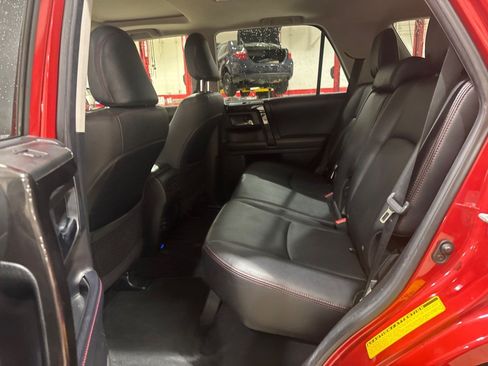 Used 2019 Toyota 4Runner TRD Off-Road Premium AWD/4WD image 6