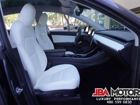 Used 2021 Tesla Model Y Long Range AWD/4WD image 78