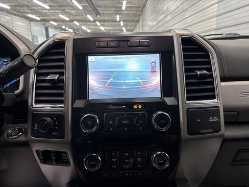 Used 2018 Ford F250 Lariat w/ Lariat Ultimate Package image 21