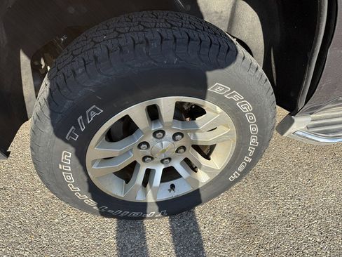 Used 2015 Chevrolet Tahoe LTZ RWD image 7