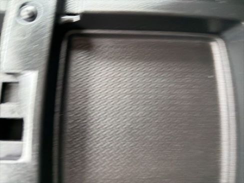 Used 2018 Jeep Wrangler Unlimited Sahara image 29