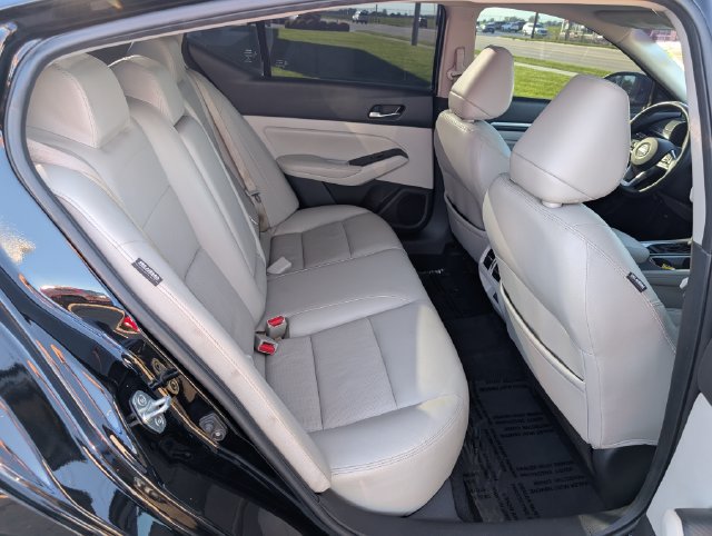 Used 2019 Nissan Altima 2.5 SL FWD image 6