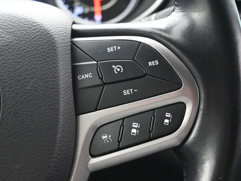 Used 2021 Jeep Cherokee High Altitude image 20