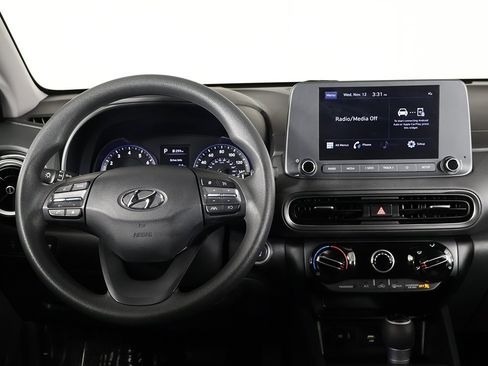 Used 2023 Hyundai Kona SEL image 31