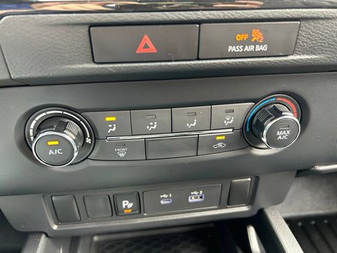 Used 2022 Nissan Frontier S w/ Technology Package RWD image 33