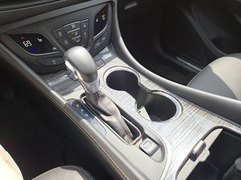 Used 2017 Buick Envision Essence AWD/4WD image 17