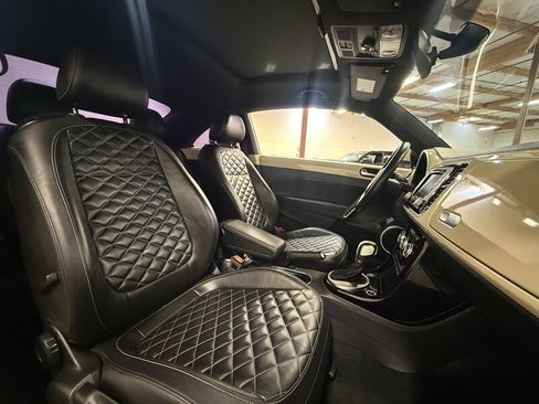 Used 2019 Volkswagen Beetle 2.0T Final Edition SEL FWD image 14
