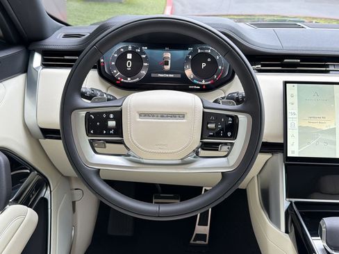 New 2026 Land Rover Range Rover SE image 16