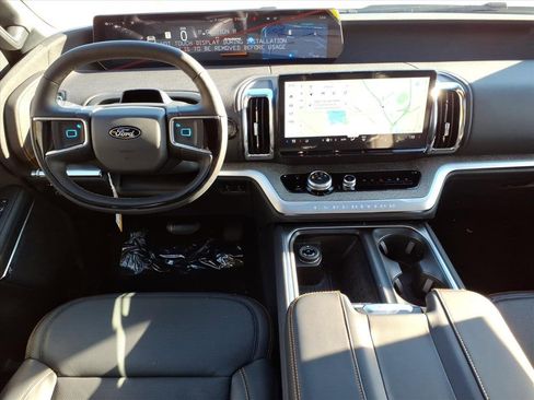 New 2025 Ford Expedition Tremor image 17