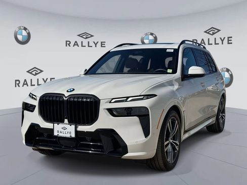Certified 2026 BMW X7 xDrive40i w/ M Sport Package image 3