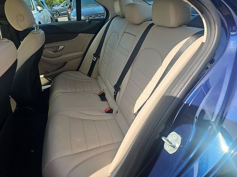 Used 2020 Mercedes-Benz C 300 4MATIC Sedan image 32
