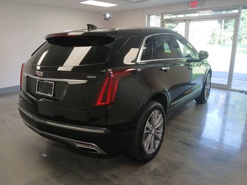 Certified 2025 Cadillac XT5 Premium Luxury w/ Technology Package AWD/4WD image 2