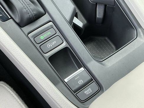 Certified 2024 Honda Accord EX image 36