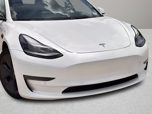 Used 2022 Tesla Model 3 Long Range AWD/4WD image 24
