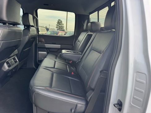 Used 2024 Ford F250 Lariat image 32