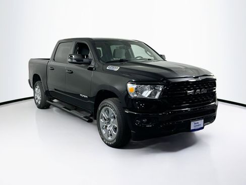 Used 2023 RAM 1500 Big Horn AWD/4WD image 3