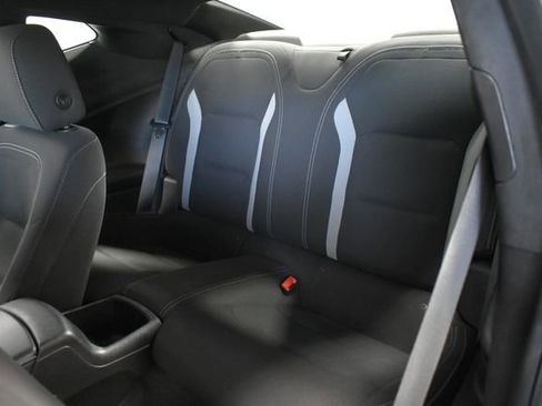 Certified 2018 Chevrolet Camaro SS RWD image 30