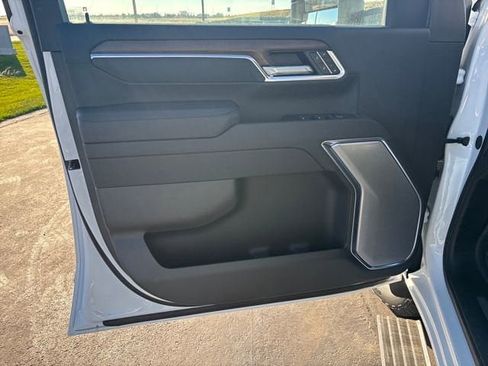 New 2025 Chevrolet Silverado 3500 High Country w/ Technology Package image 10