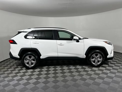 Certified 2025 Toyota RAV4 XLE FWD image 4
