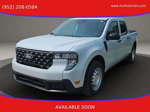 Used 2025 Ford Maverick XL w/ Equipment Group 102A AWD/4WD image 1
