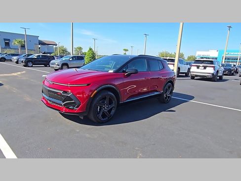 New 2026 Chevrolet Equinox EV RS image 25