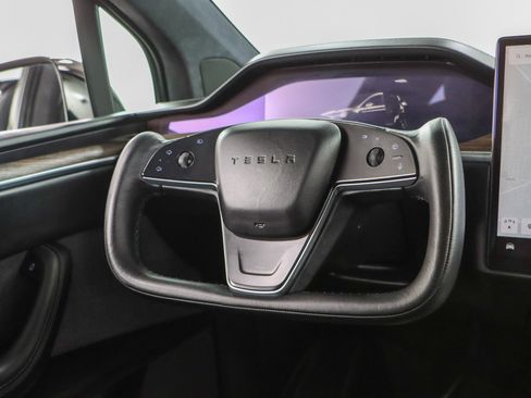 Used 2022 Tesla Model X AWD/4WD image 12