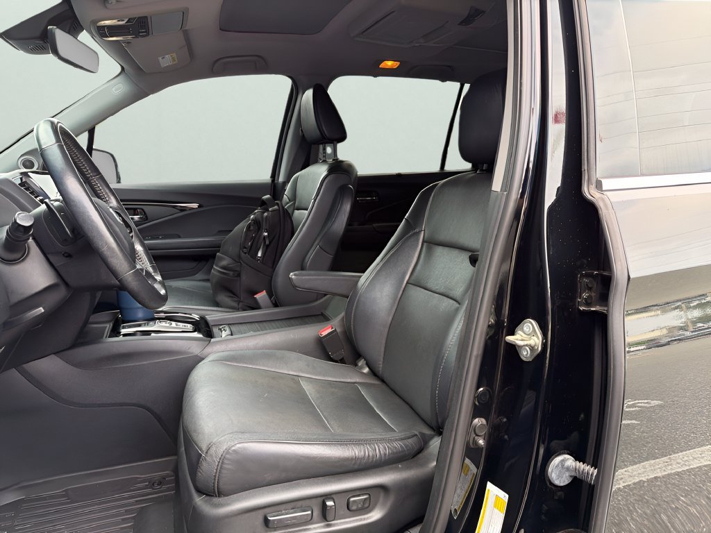 Used 2019 Honda Pilot Elite image 8