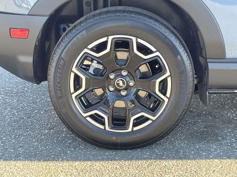 New 2025 Ford Bronco Sport Outer Banks image 7