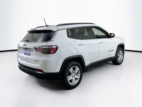 Used 2022 Jeep Compass Latitude AWD/4WD image 5