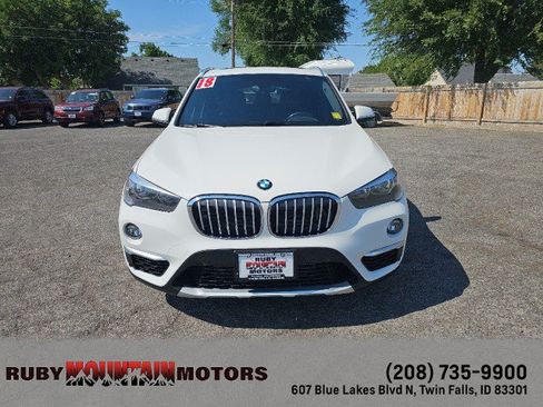 Used 2018 BMW X1 xDrive28i AWD/4WD image 2
