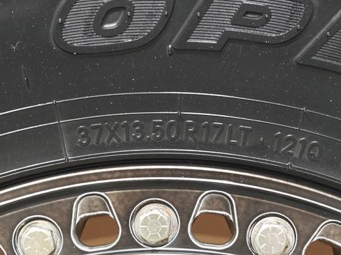 Used 2022 Jeep Wrangler Unlimited Rubicon image 35