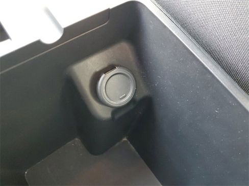 Used 2022 Nissan Frontier S image 20